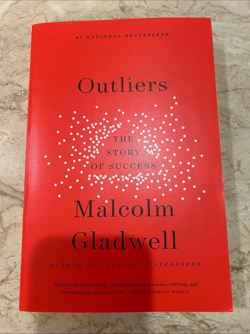 Outliers by Malcolm Gladwell - Red Paperback